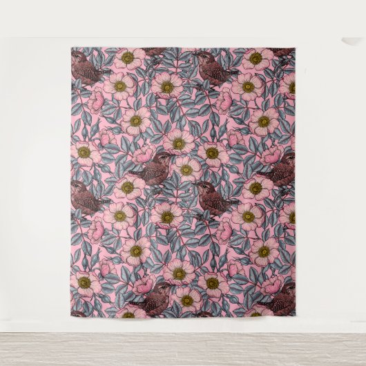 Korrels in de rozen wandkleed (Voorkant)