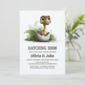 Kort Geleden Uitgekomen Cute Dinosaur Baby Shower Kaart (Staand voorkant)