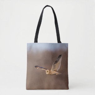 Korte-ooruil tijdens de vlucht tote bag