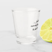 Kortstondige aandacht: kuikens shot glas (Links)