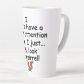 Kortstondige spaaneekhoorn latte mok (Rechterhoek)