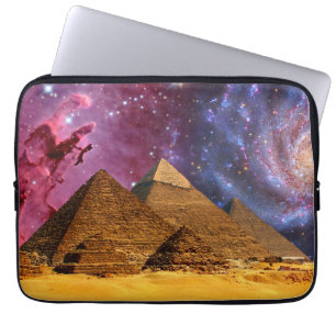 Kosmisch storm boven Egypte Laptop Sleeve