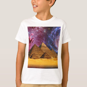 Kosmisch storm boven Egypte T-shirt