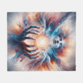 Kosmische energie omarmd door handen fleece deken (Voorkant (Horizontaal))