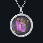 *~* Kosmische Kristallen Gouden Glitter Ster Stof  Zilver Vergulden Ketting<br><div class="desc">(zoek AP40 voor vergelijkbare items) * Energy Enhanced BOHO PASTEL PAARSE, VIOLET, DEEP MAGENTA CELESTIAL KOSMISCHE UNIVERSUM KRISTALLEN met GOUDEN GLITTER STERREN en sprankelende MAGISCHE GOLD STAR DUST. Dit vrolijke Crystal ontwerp is op een nachtelijke hemel donkerblauw paarse en magenta roze waterverf achtergrond. Men kan dit ontwerp beschrijven als Esoteric...</div>