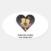Kosmische liefdesgeschiedenis met hartliefhebbers ovale sticker (Voorkant)