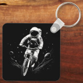 Kosmische Ruimtevaarder Fietsrit Ruimte Avontuur Sleutelhanger (Achterkant)