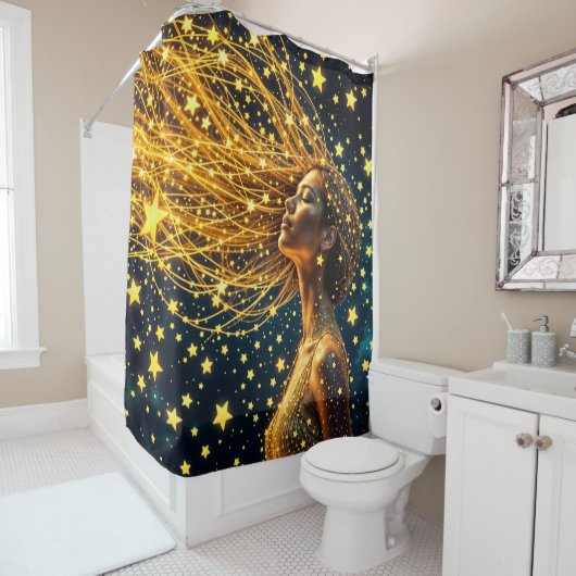 Kosmische vrouw met gloeiend sterrenachtig gouden  douchegordijn (In situ)