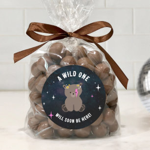 Kosmische welp slaperig wild een roze meisje Baby Ronde Sticker