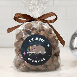 Kosmische welp slaperig wild een roze meisje Baby  Ronde Sticker