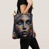 "Kosmische wervelingen van de ziel" Tote Bag (Dichtbij)