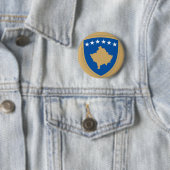 Kosovo embleem speldje (In situ)