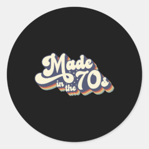 kostuum geboren in 1970 gemaakt in de jaren 70 Ha Ronde Sticker