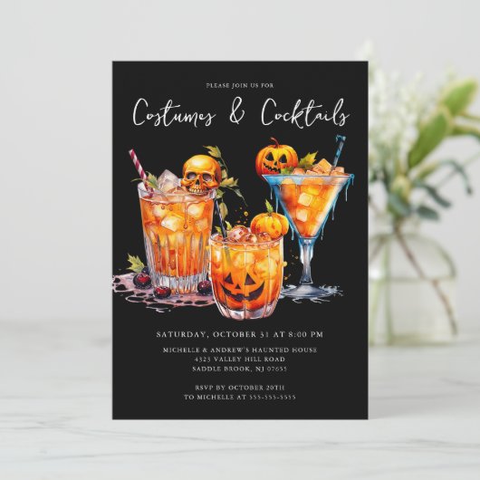 Kostuums & Cocktails Halloween Feestuitnodiging Kaart (Staand voorkant)
