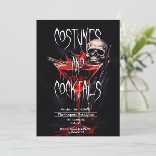 Kostuums en Cocktails Bloody Adult Halloween Kaart (Staand voorkant)