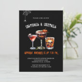 Kostuums en cocktails Elegant Halloween Party Kaart (Staand voorkant)