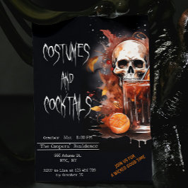 Kostuums en Cocktails Spooky Skull Halloween Kaart