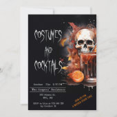 Kostuums en Cocktails Spooky Skull Halloween Kaart (Voorkant)