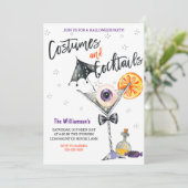 Kostuums en cocktails tijdens Halloween Kaart (Staand voorkant)