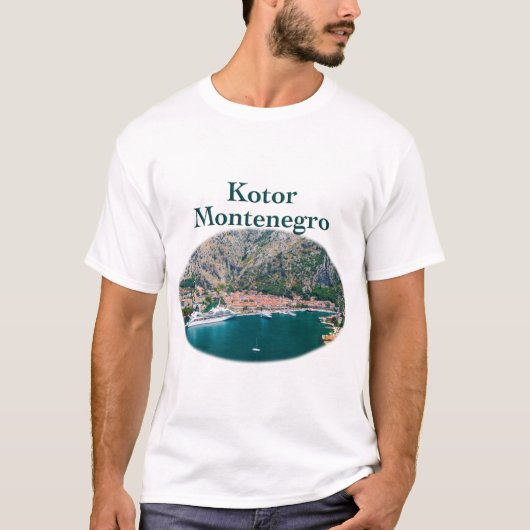 Kotor, Montenegro: Stari Afstudeerder T-shirt (Voorkant)