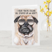 Koud of griep Funny Pug Dog krijgt een goede Kaart (Gele Bloem)