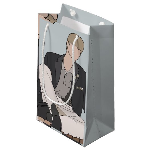 Kpop Inspired Illustrated SVT Klein Cadeauzakje (Voorkant Gekanteld)