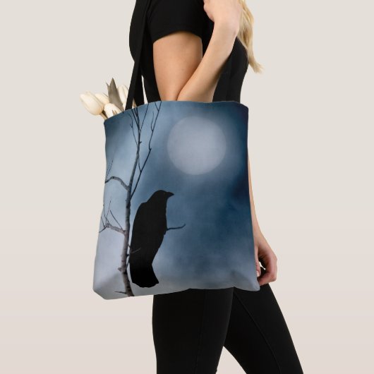 Kraai en de zachte maan tote bag (Dichtbij)