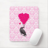 Kraai en hart op roze damast muismat (Met muis)