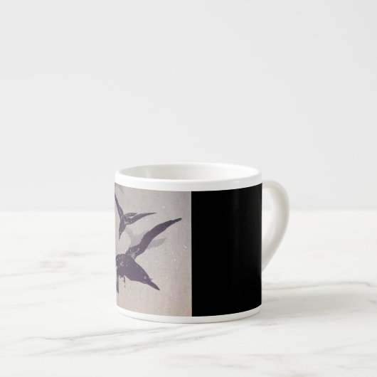 Kraaien vliegen in sneeuw espresso kop (Voorkant rechts)