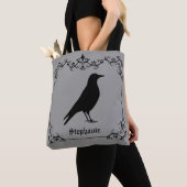 Kraaivogel silhouet en decoratieve wervelingen gri tote bag (Dichtbij)