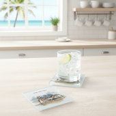 krab lopen op het strand, aanpasbaar glazen onderzetter