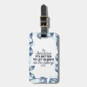 Kracht van Stilte - Inspirerend Quote Bagagelabel (Voorkant verticaal)