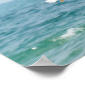 Krachtig vliegen boven zee poster (Hoek)