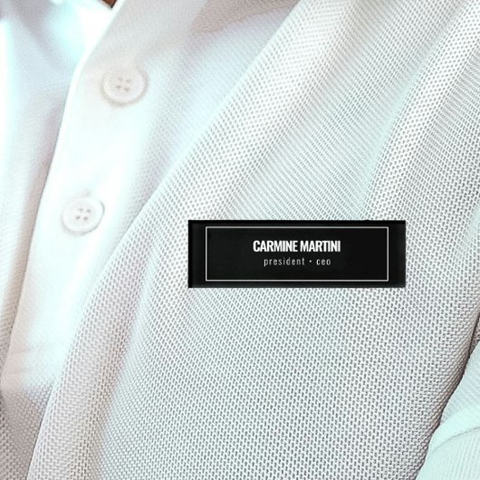 Krachtig Zwart en Wit Modern Naambadge