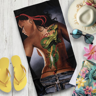 Krachtige Fantasy Draak Tattoo Vrouw Strandlaken