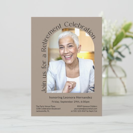 Kraft Tan Simple Photo Arch Pensioenfeest Kaart (Staand voorkant)