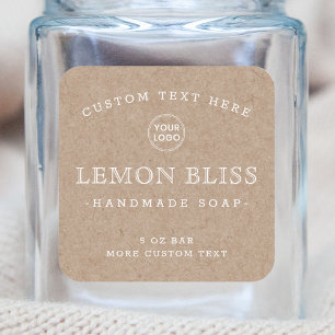 Kraft ziet er uit op wit papier met vierkante of v vierkante sticker