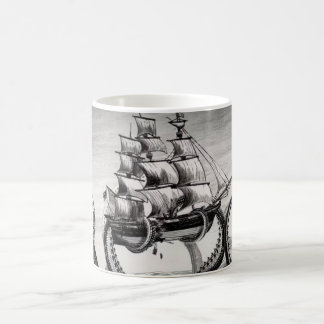 Kraken Holding Pirate/Sailing Ship White Mok