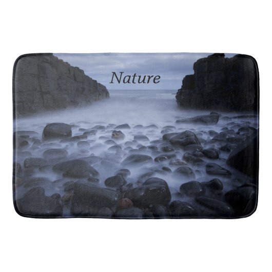 Krakjes en Rocks langs de Ocean Shoreline Bath M Badmat (Voorkant)
