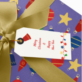 Kralenkrans met retro kerstornamenten cadeaulabel