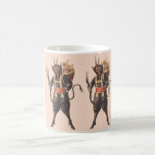 Krampus ontvoert kinderen met roeispaan koffiemok (Center)