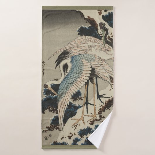Kranen op een met sneeuw beklede Pine Hokusai Bad Handdoek (Badhanddoek)