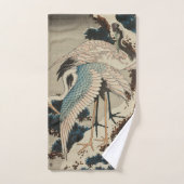 Kranen op een met sneeuw beklede Pine Hokusai Bad Handdoek (Handdoek)