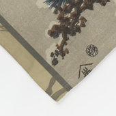 Kranen op een met sneeuw beklede Pine Hokusai Fleece Deken (Hoek)