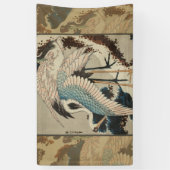 Kranen op een met sneeuw beklede Pine Hokusai Spandoek (Verticaal)