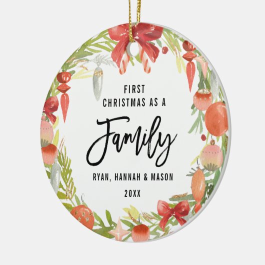 Krans Eerste Kerstmis Als Familie Foto Keramisch Ornament (Links)