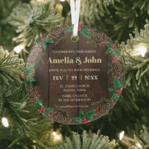 Krans met dennen huwelijksuitnodiging Kerstmis Glas Ornament