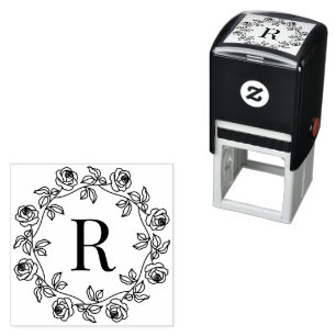 Krans van rozen midden enkele initiaal monogram zelfinktende stempel
