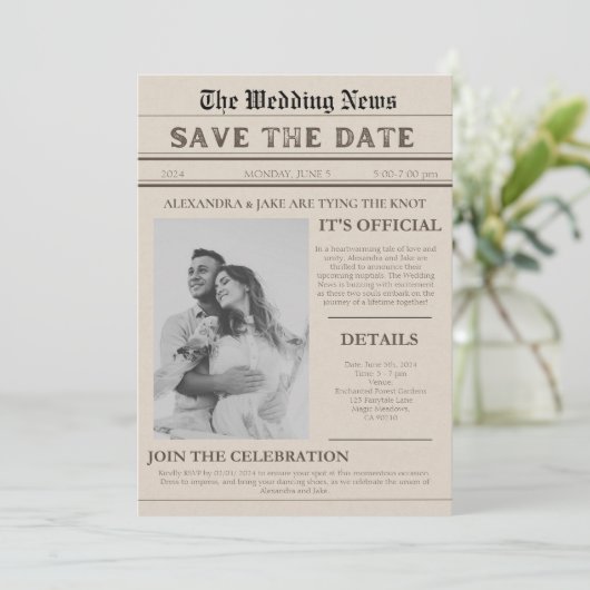  krant foto grappige bruiloft uitnodiging (Staand voorkant)