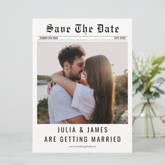 Krant Unieke Klassieke Eenvoudige Foto Bruiloft Save The Date (Staand voorkant)